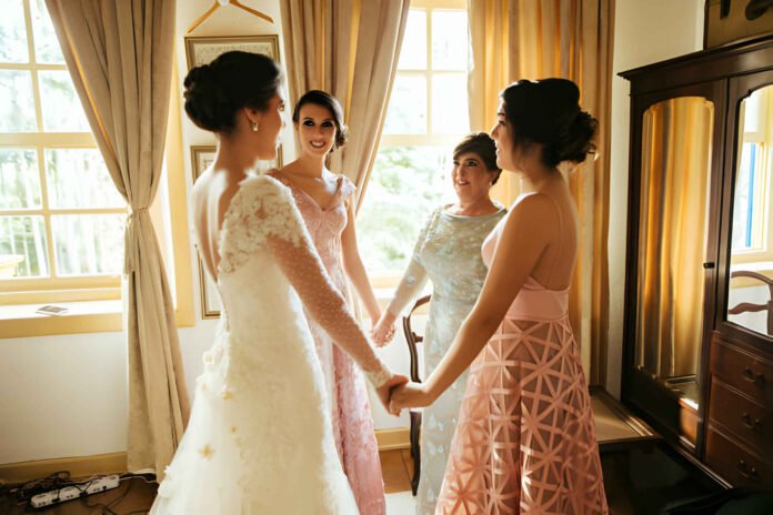 Trending Colors for Mother of the Bride Dresses [2024]